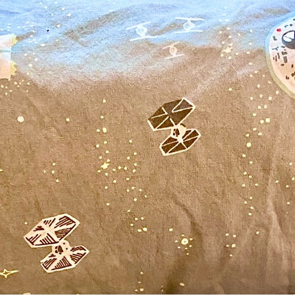 Pottery barn kids Star Wars organic crib sheet pbk yoda - Picture 2 of 3